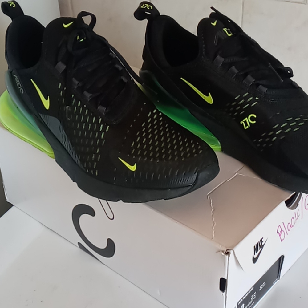 Nike Air Max 270
